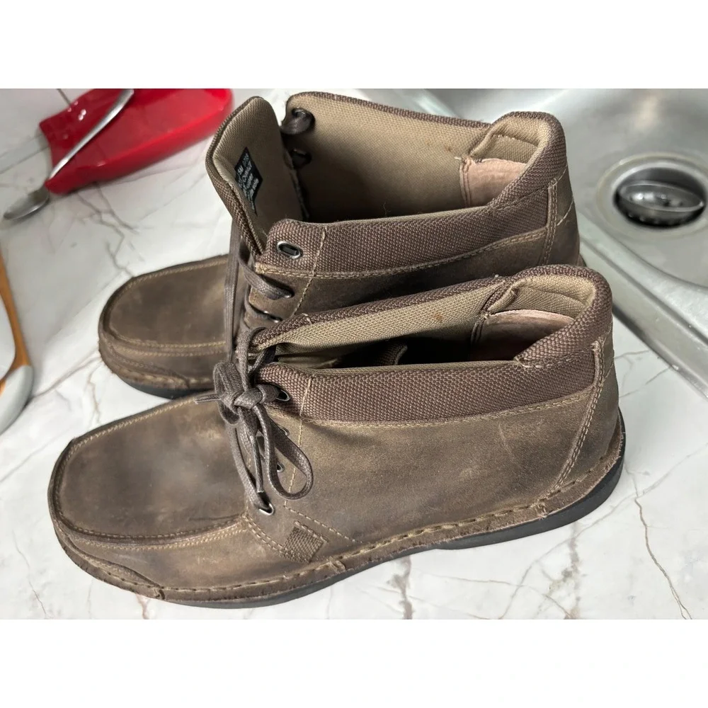 Clarks Mens 86233 Brown Leather Chukka Boots Moc Toe Lace Up Ankle 9.5M